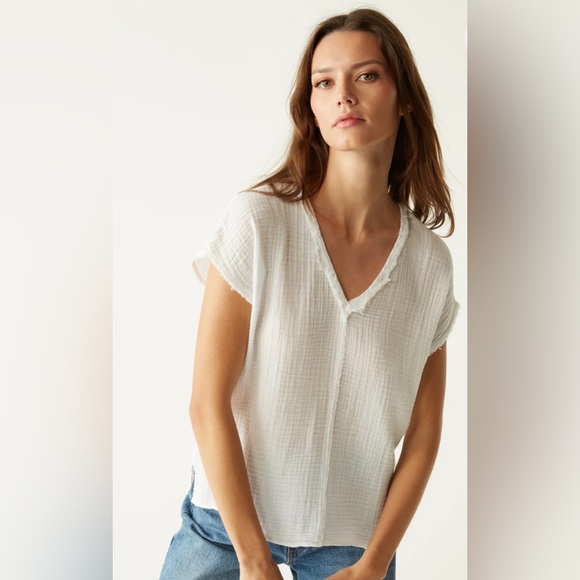 Draya Gauze V-Neck Top, White, NWT - Picture 2 of 4